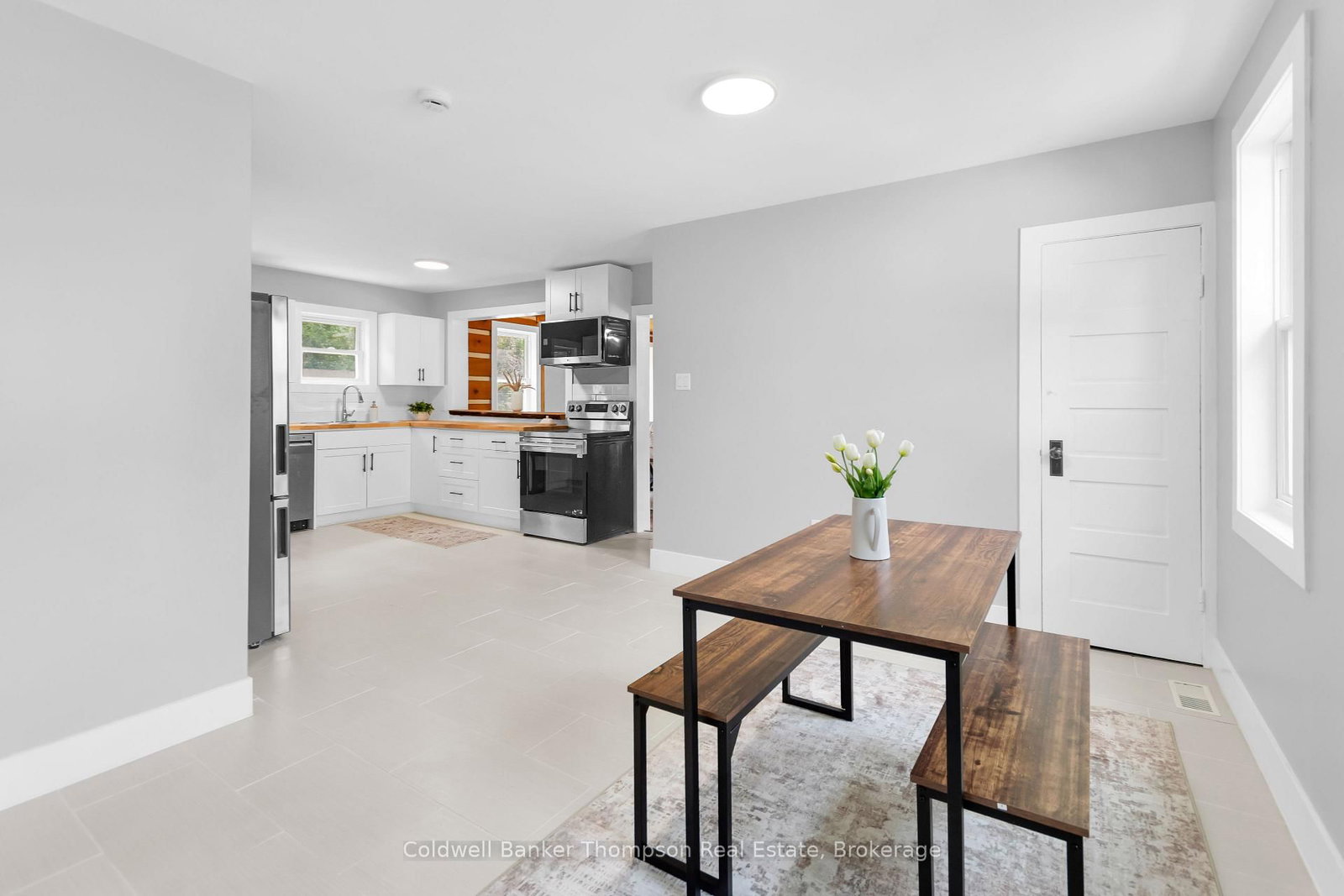 254 Main Street • Kearney, ON photo 8