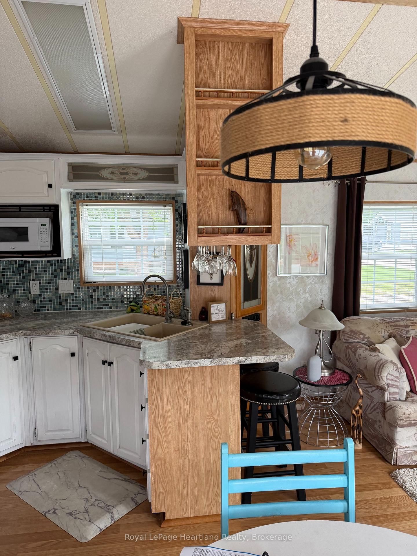 77719 BLUEWATER HWY-45 PORTSIDE Highway • Central Huron, ON photo 13