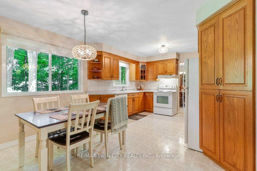11 Grey Owl Drive • Woolwich, ON photo 15