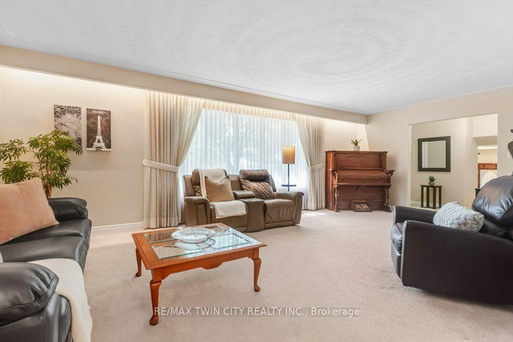 11 Grey Owl Drive • Woolwich, ON photo 19