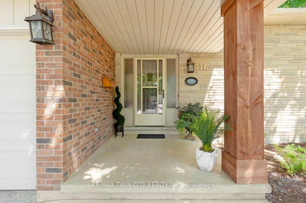 11 Grey Owl Drive • Woolwich, ON photo 3
