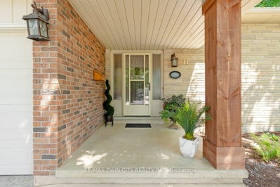 11 Grey Owl Drive • Woolwich, ON photo 3