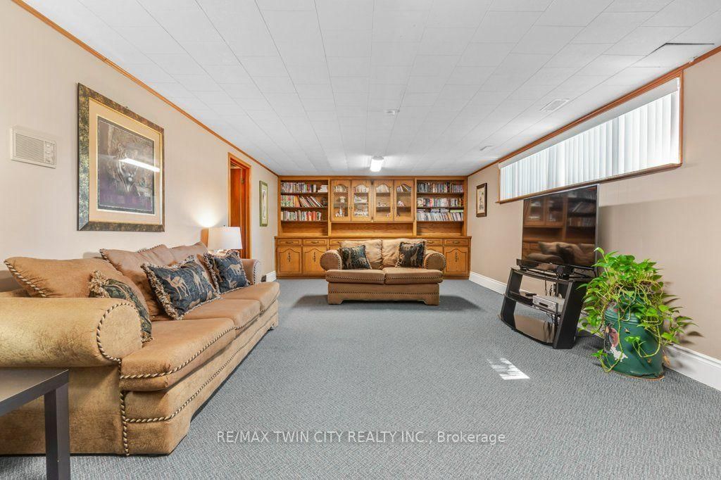 11 Grey Owl Drive • Woolwich, ON photo 32