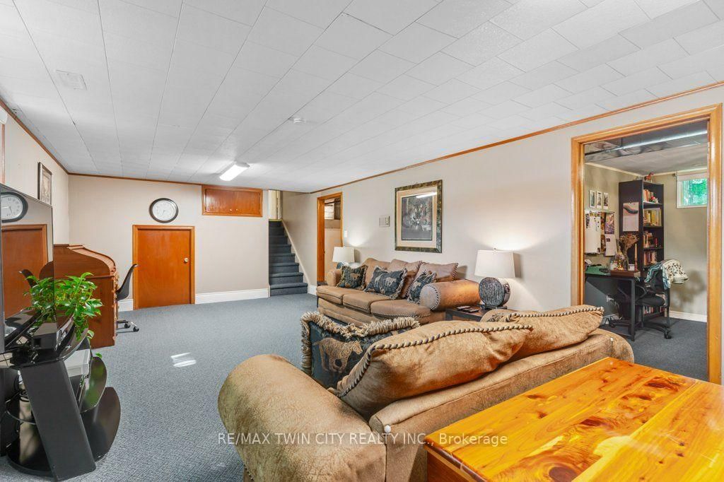 11 Grey Owl Drive • Woolwich, ON photo 34