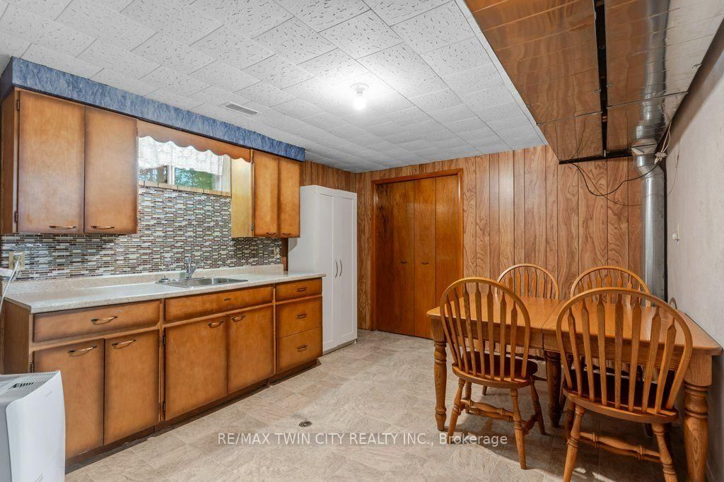11 Grey Owl Drive • Woolwich, ON photo 36