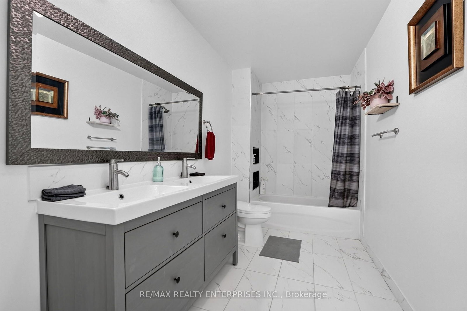 24 Charles Street • Port Colborne, ON photo 19