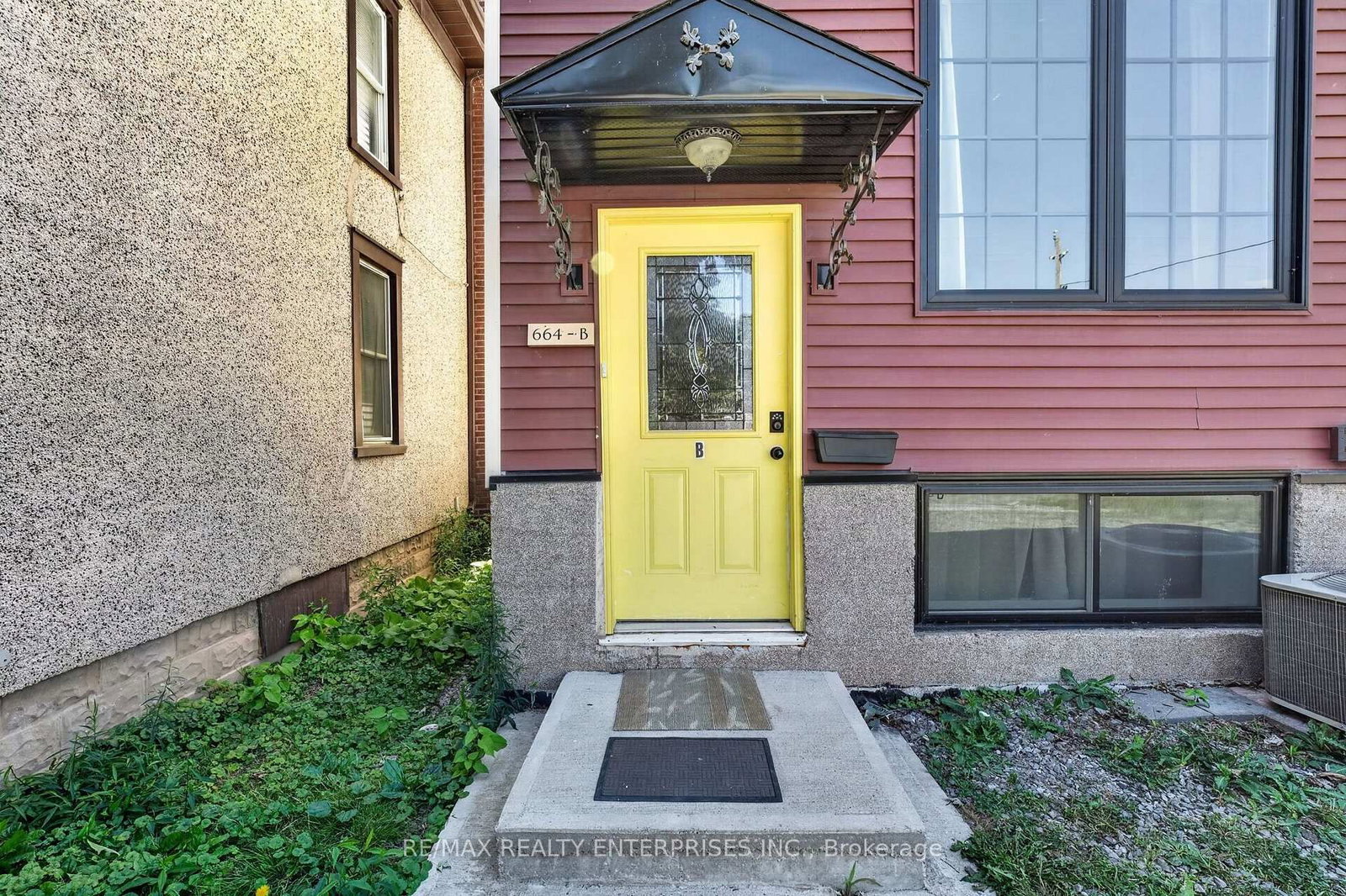24 Charles Street • Port Colborne, ON photo 37