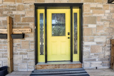 24 Charles Street • Port Colborne, ON photo 4