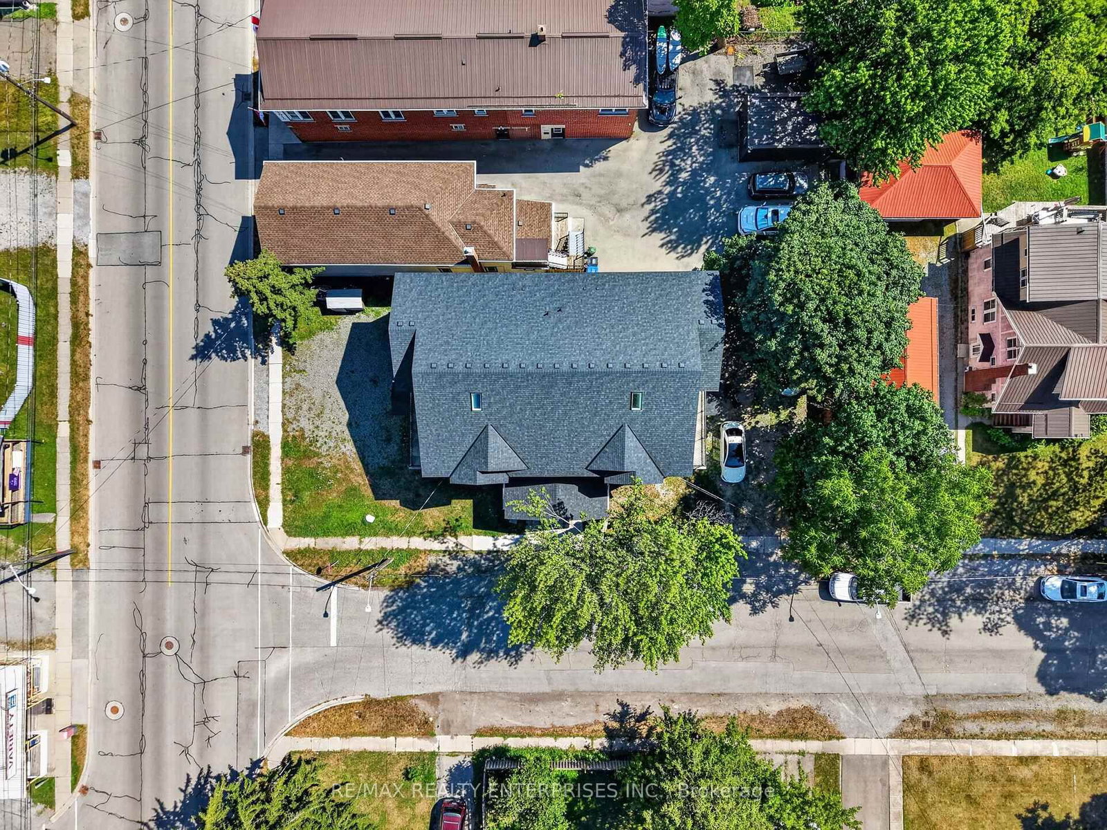664 King Street • Port Colborne, ON photo 40