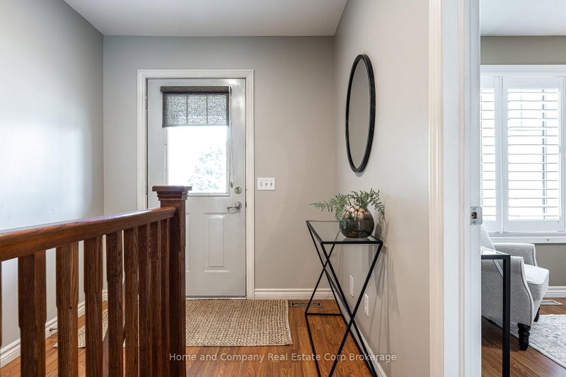 354 Dufferin Street