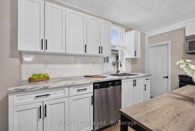 55 George Street • Belleville, ON photo 6