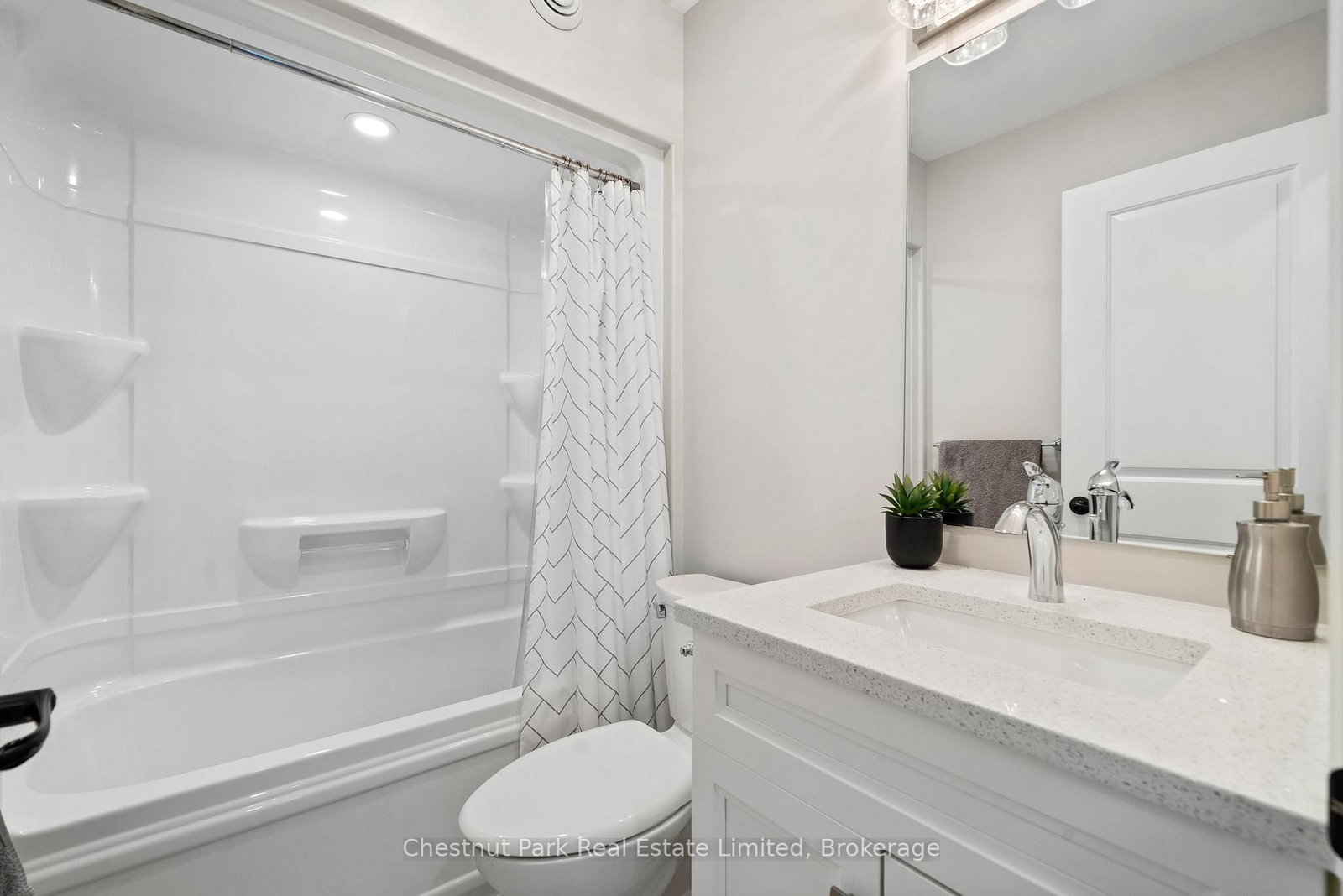 18 Curtis Street • Prince Edward County, ON photo 28