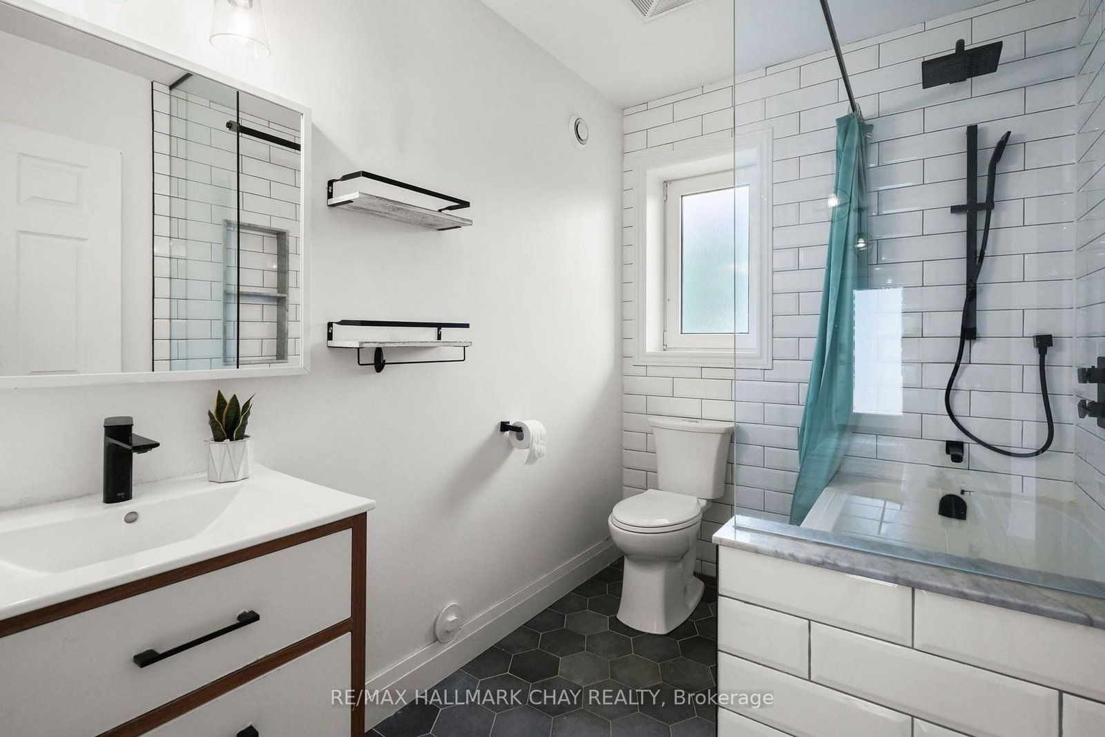 958375 E 7th Line • Mulmur, ON photo 5