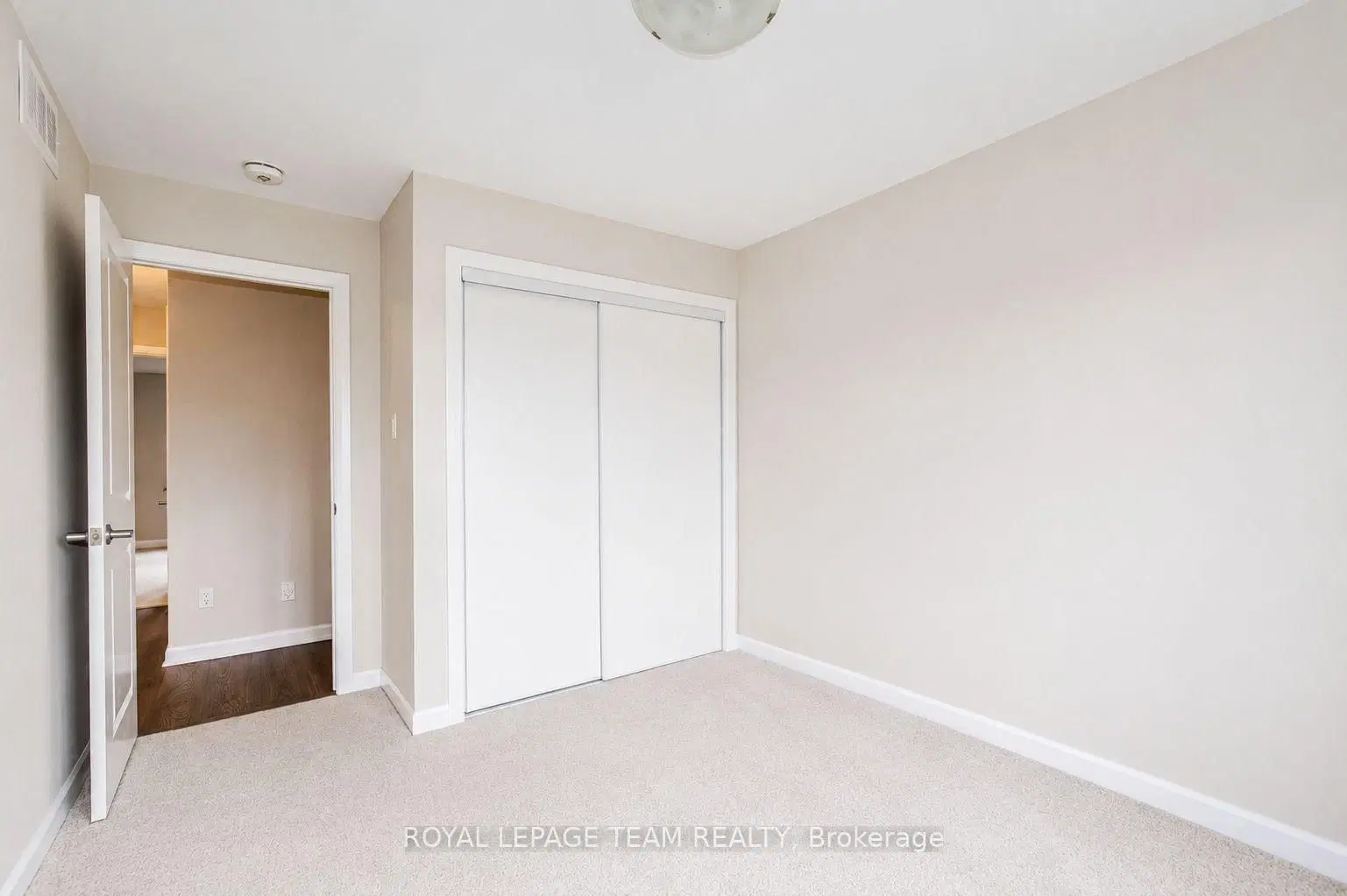 2004 Caltra Crescent, Ottawa, ON — photo 14