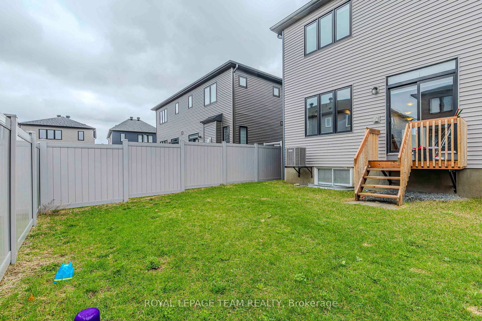 Listing Image 25