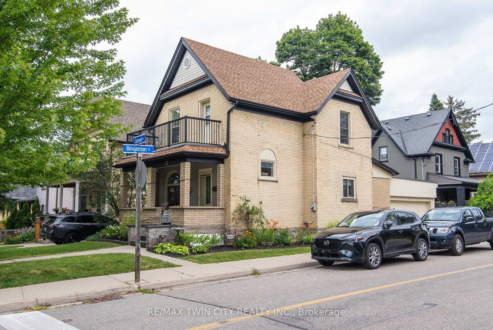 32 Samuel Street • Kitchener, ON photo 1