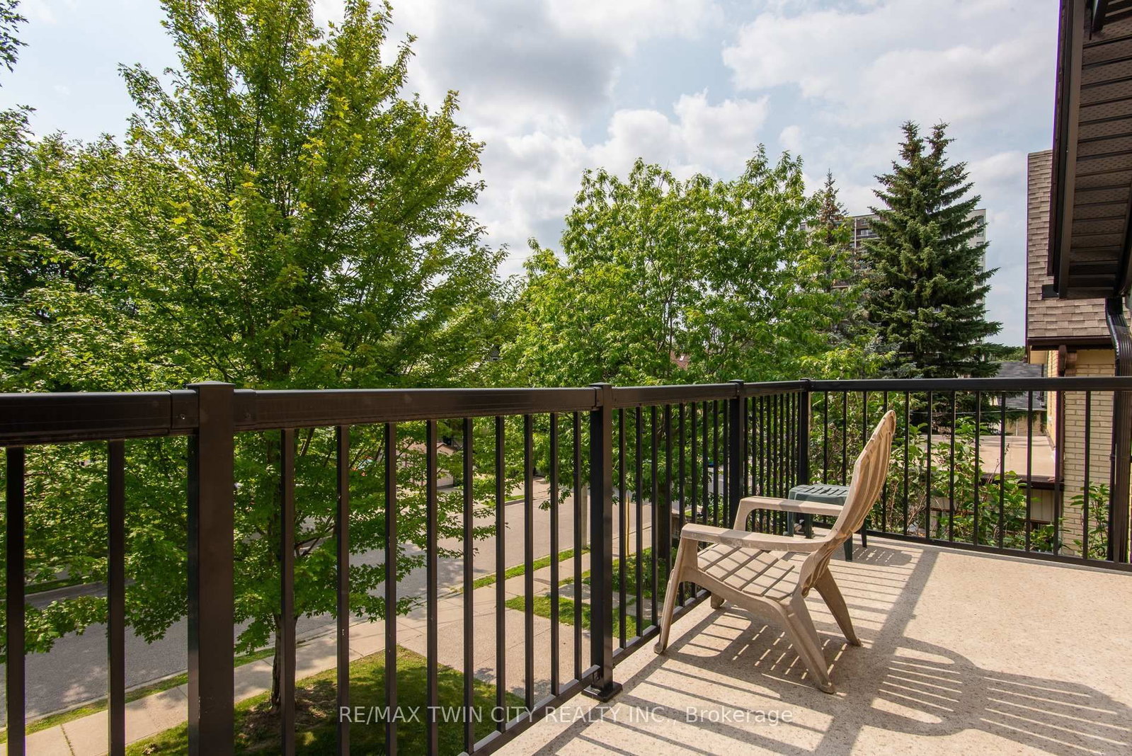 32 Samuel Street • Kitchener, ON photo 41