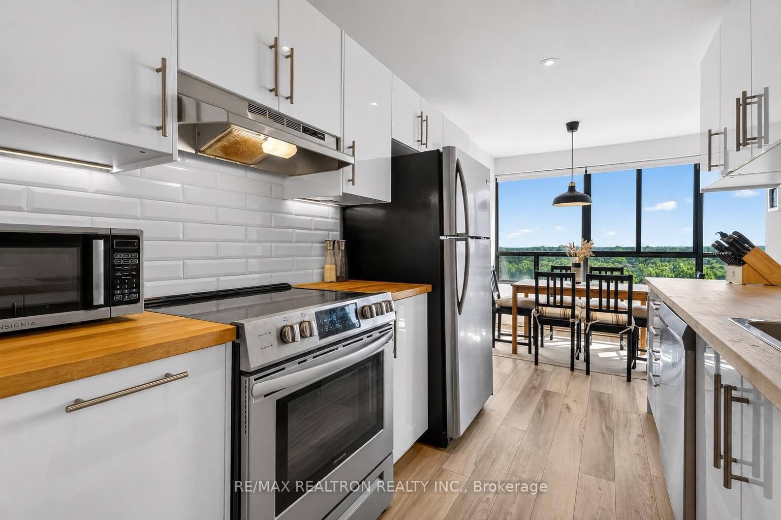 1600 Adelaide Street N • #905 • London North, ON photo 19