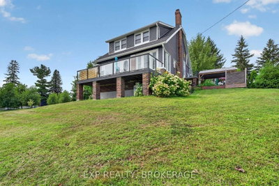 4682 COUNTY 2 Road • Front of Leeds & Seeleys Bay, ON photo 2