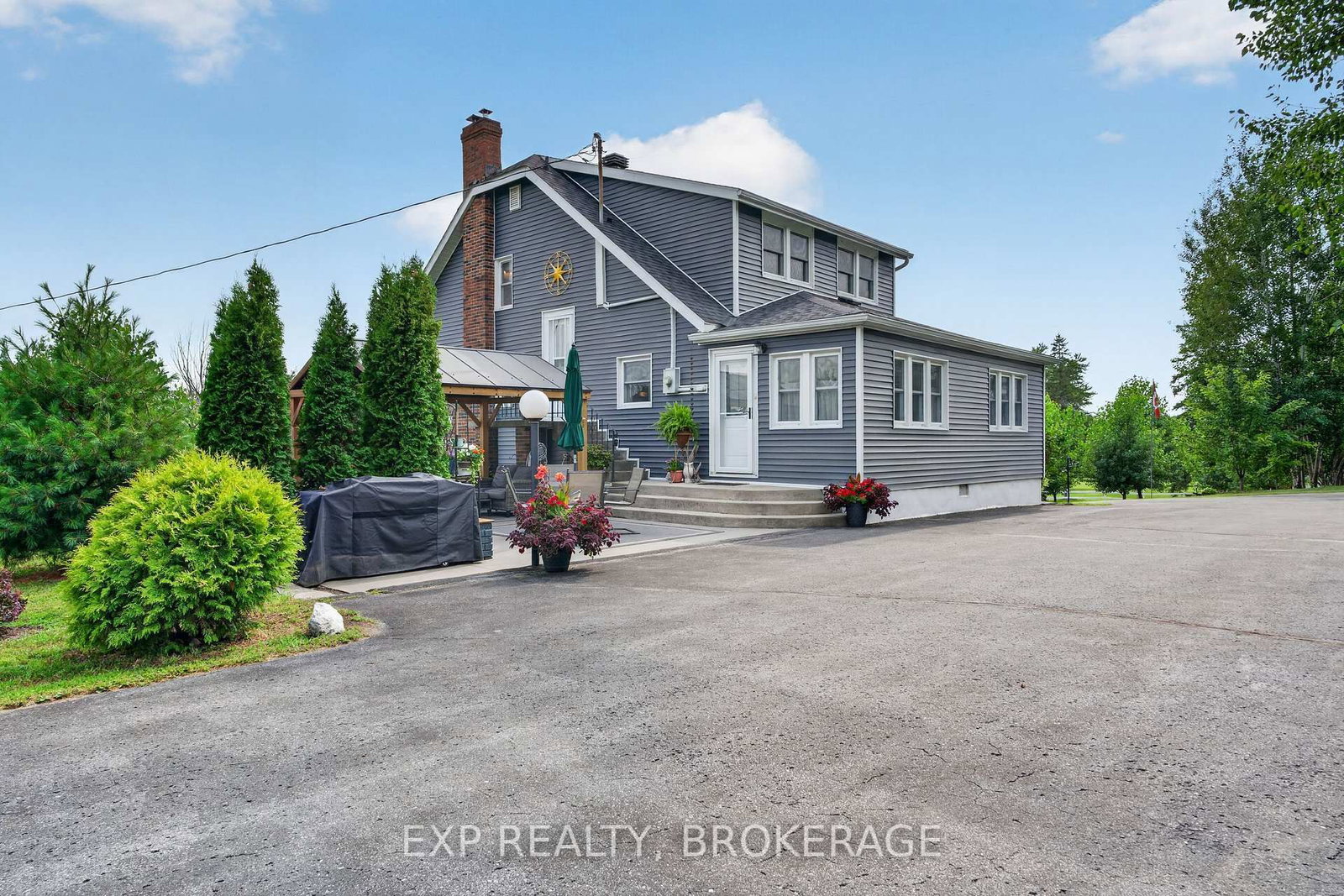 4682 COUNTY 2 Road • Front of Leeds & Seeleys Bay, ON photo 3