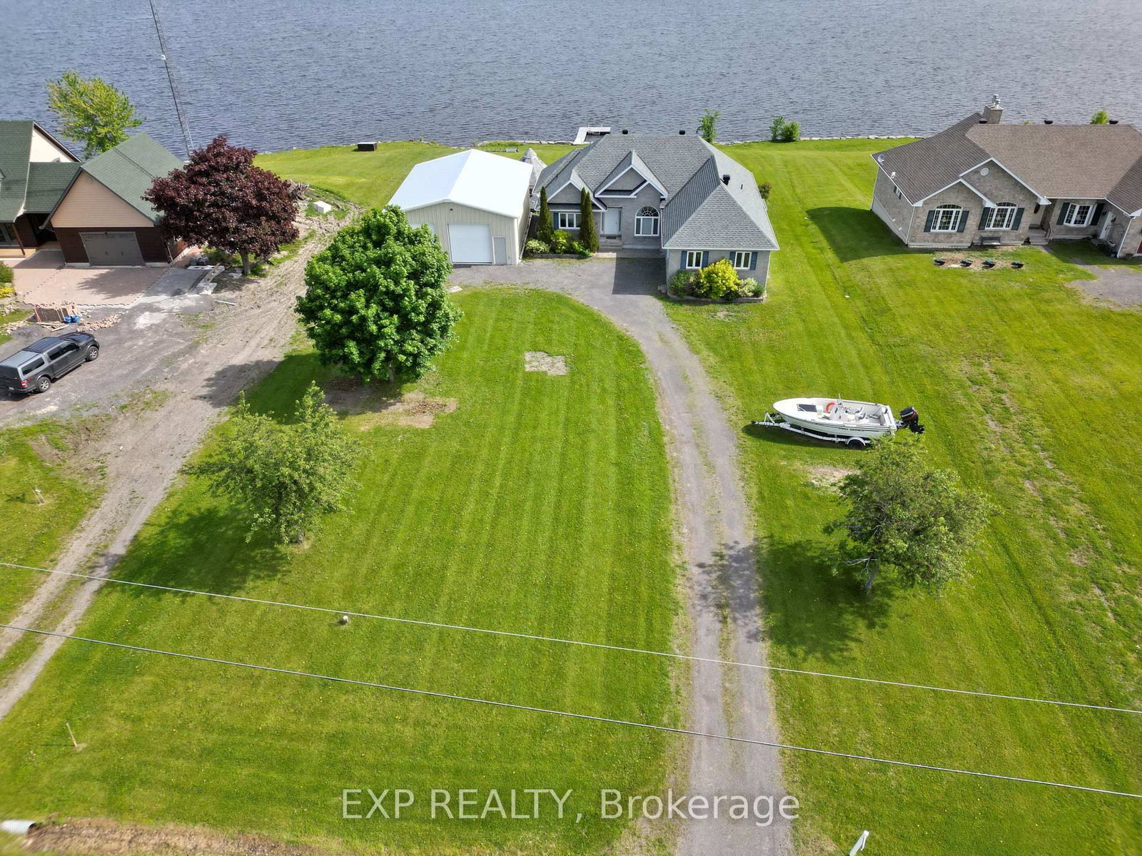 15 Rue Haute Rive Street • Alfred and Plantagenet, ON photo 1