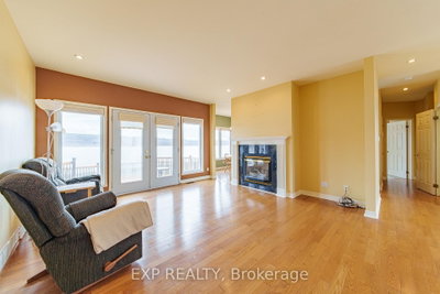 15 Rue Haute Rive Street • Alfred and Plantagenet, ON photo 6