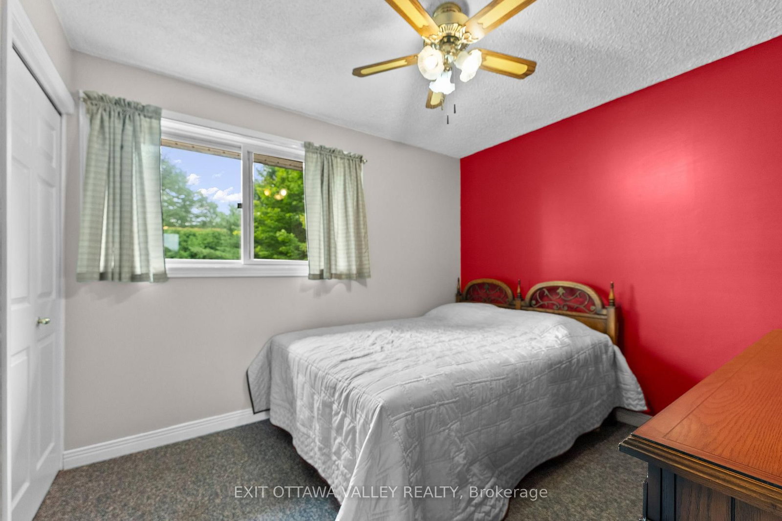 1292 Green Lake Road • Pembroke, ON photo 16