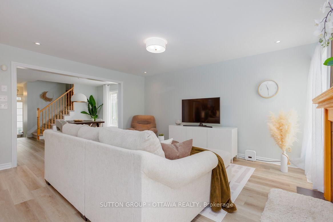2719 Grand Canal Street • Ottawa, ON photo 11