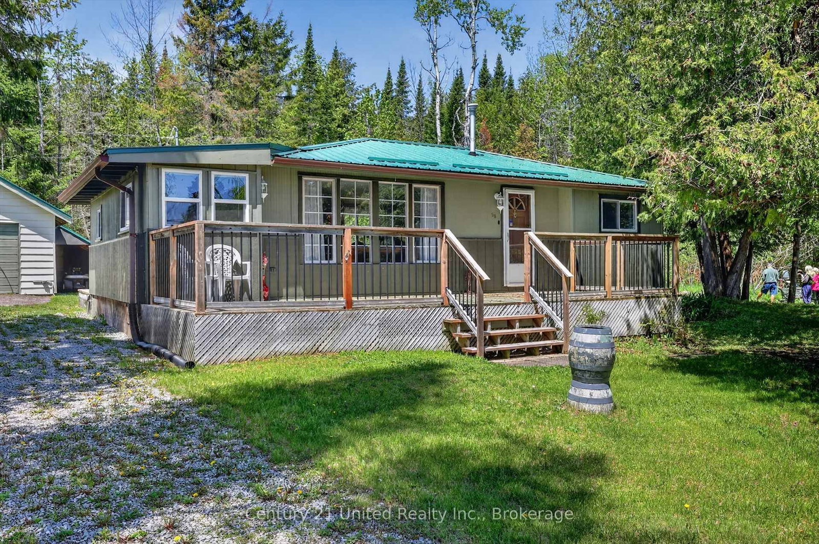 98 Lakeview Cottage Road • Kawartha Lakes, ON photo 1