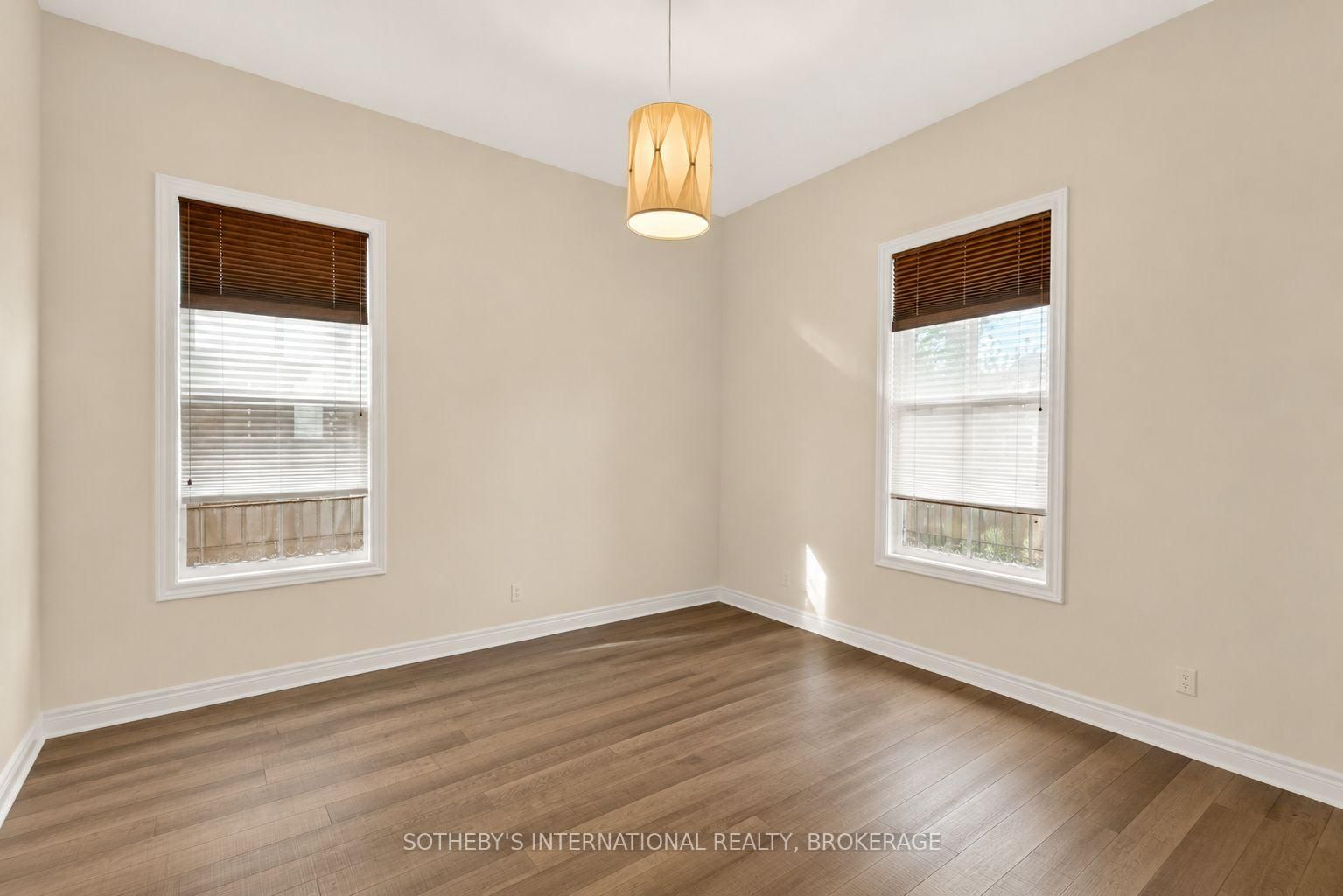 51 Brock Street • Niagara-on-the-Lake, ON photo 13