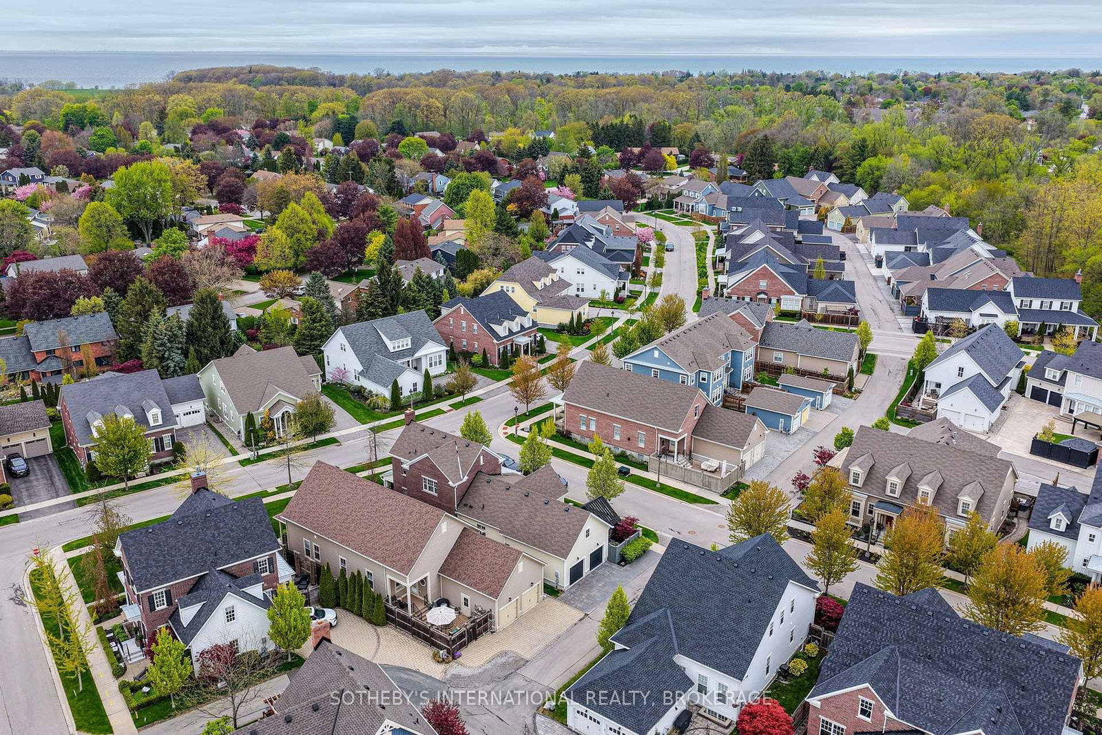 51 Brock Street • Niagara-on-the-Lake, ON photo 27