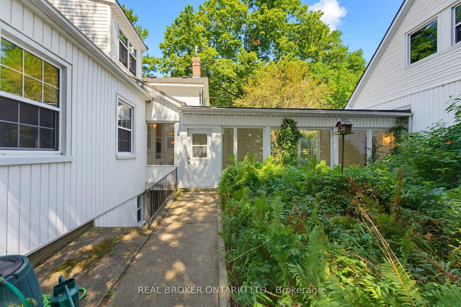24 Pleasant Ridge Road • Brantford, ON photo 35