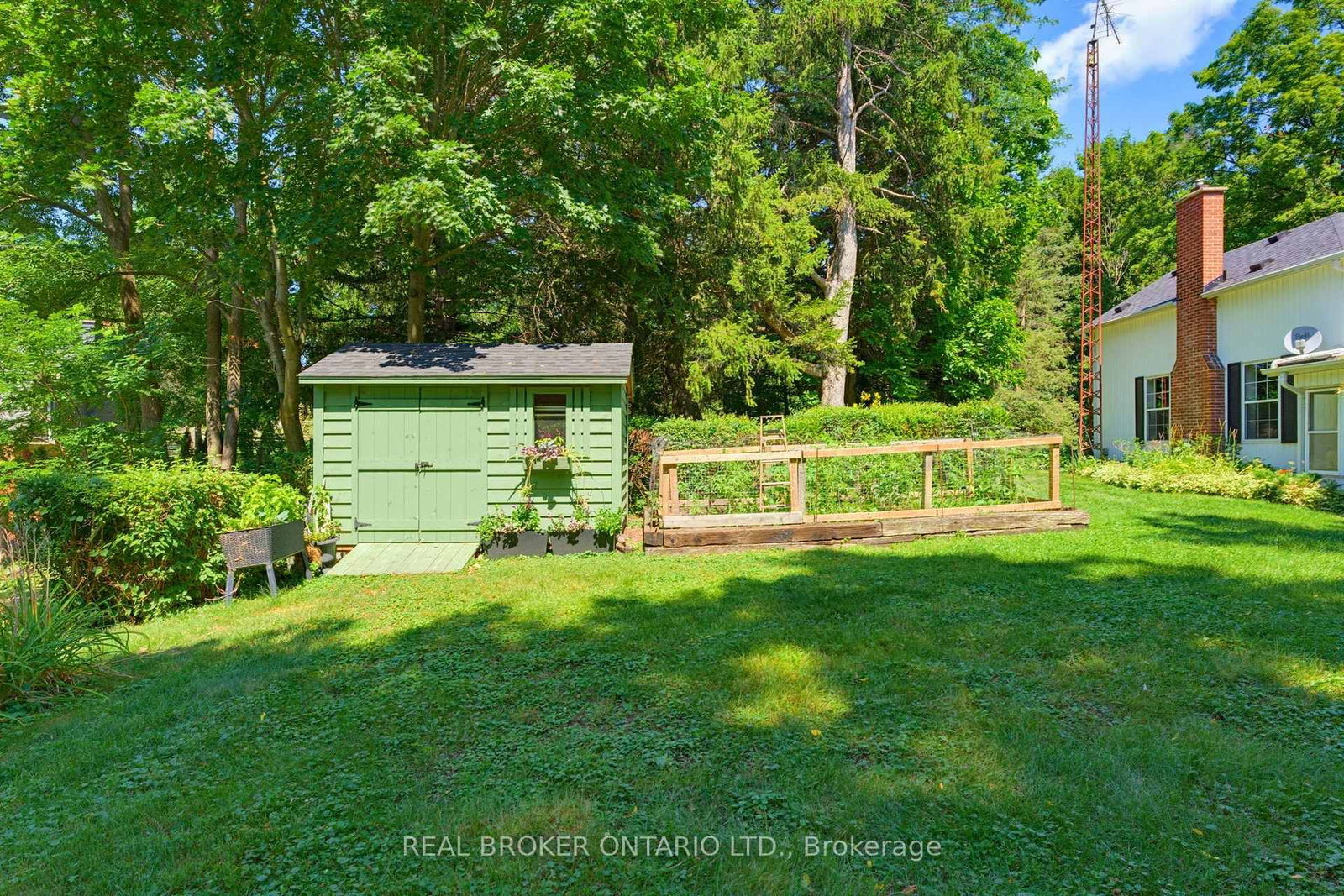 24 Pleasant Ridge Road • Brantford, ON photo 40