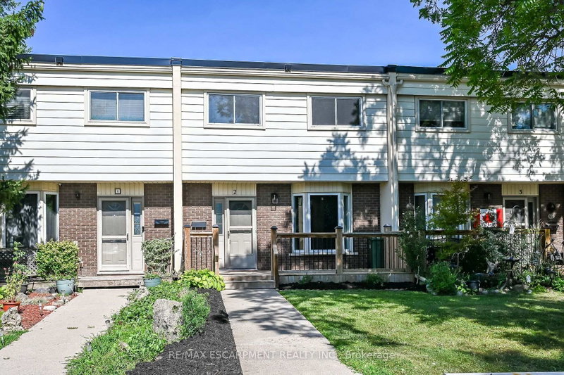 2 - 199 YORK Road