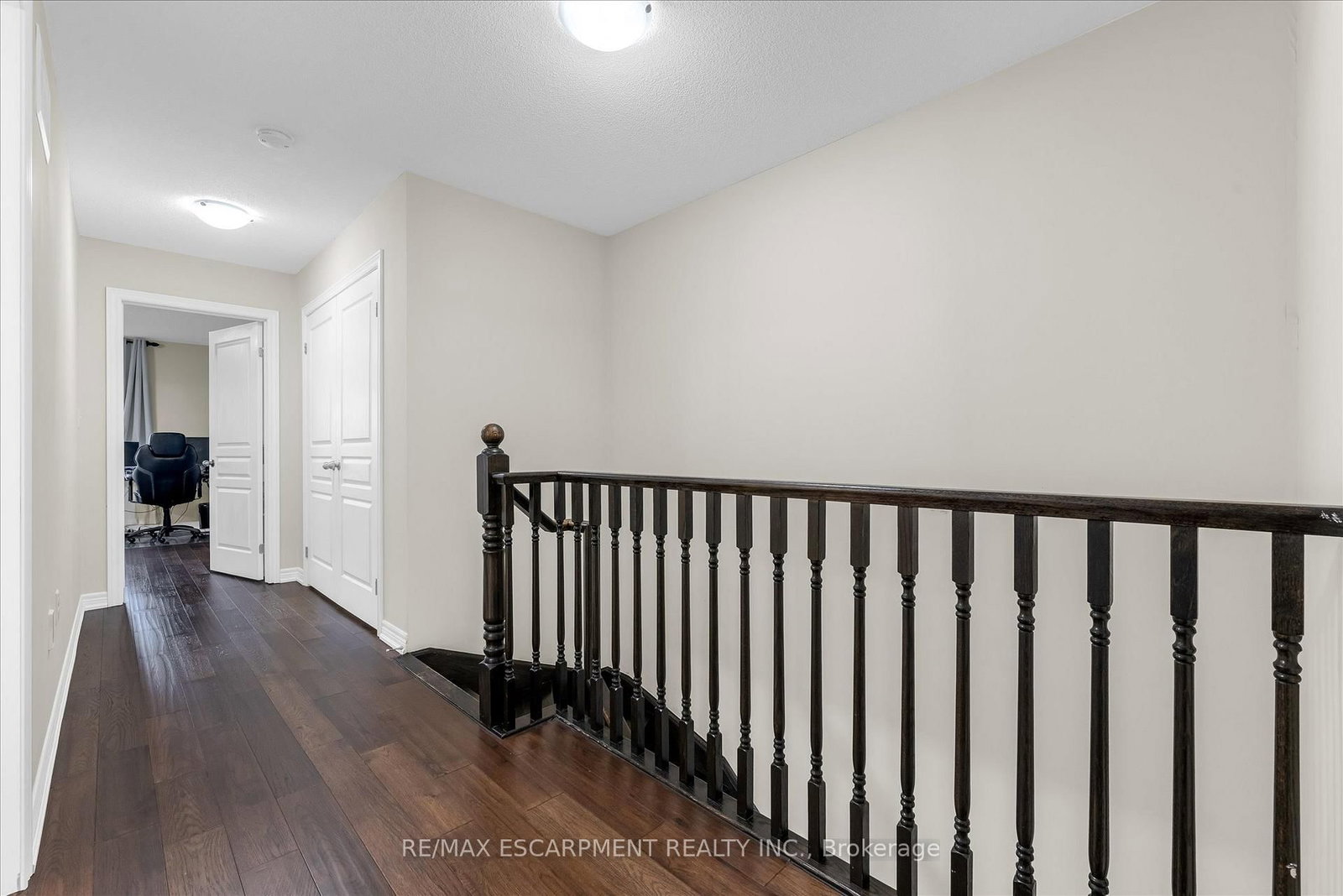 370 Stonehenge Drive • #13 • Hamilton, ON photo 14