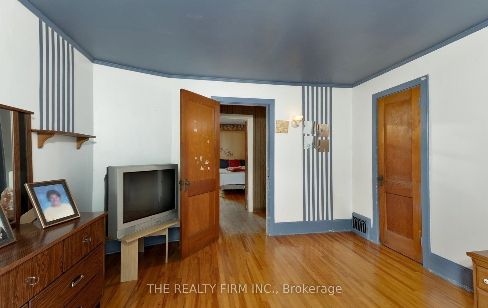 44703 Perth Line • Huron East, ON photo 25