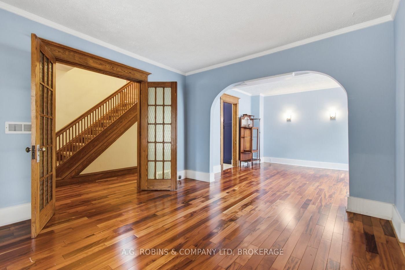 6345 Barker Street • Niagara Falls, ON photo 12