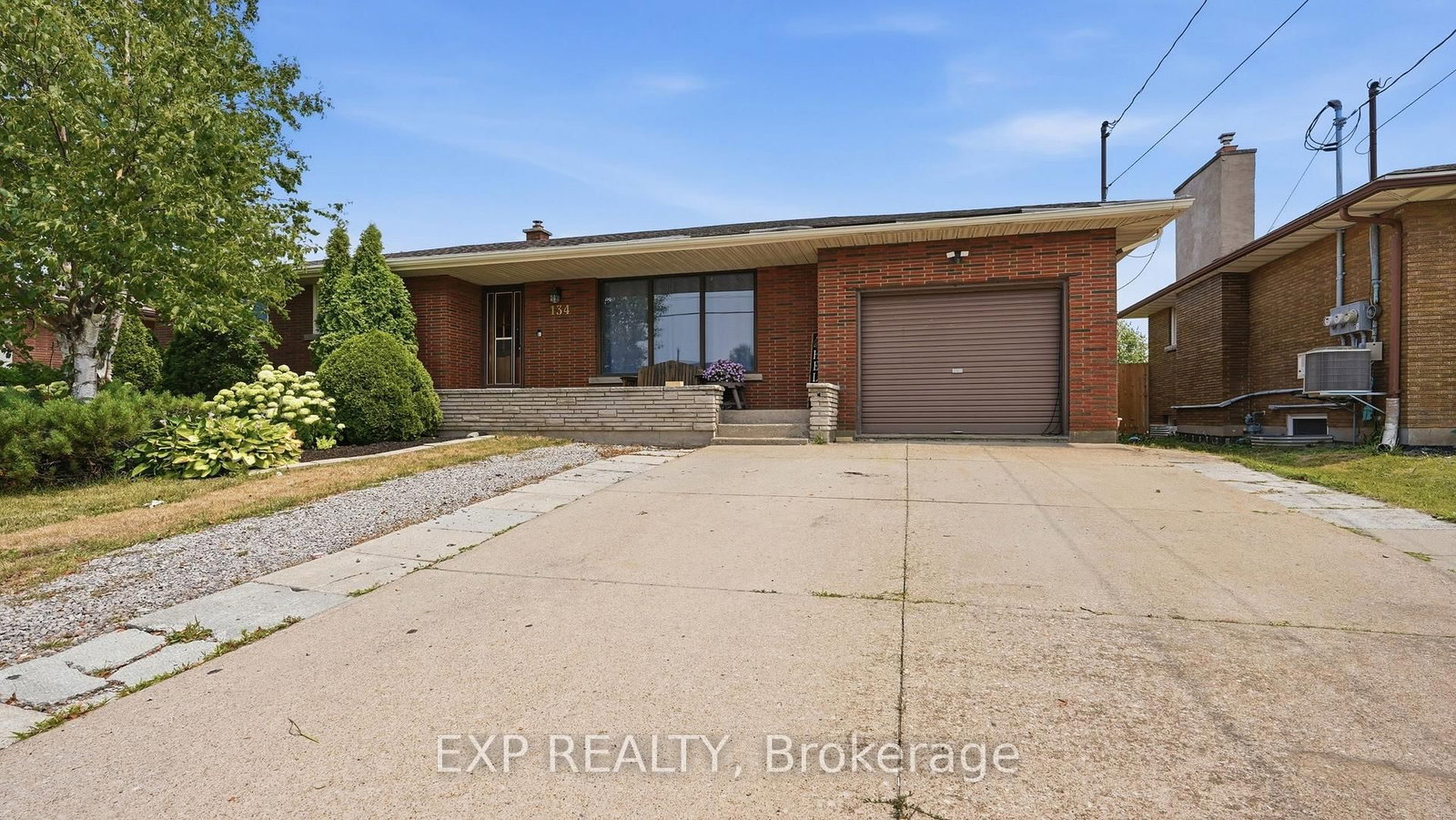 134 Wellington Street • Welland, ON photo 1