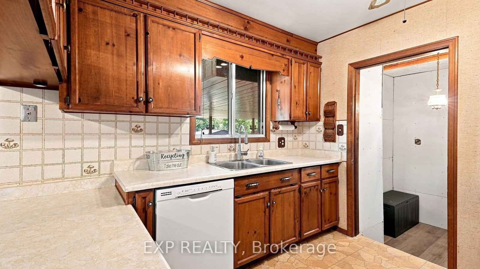 134 Wellington Street • Welland, ON photo 14