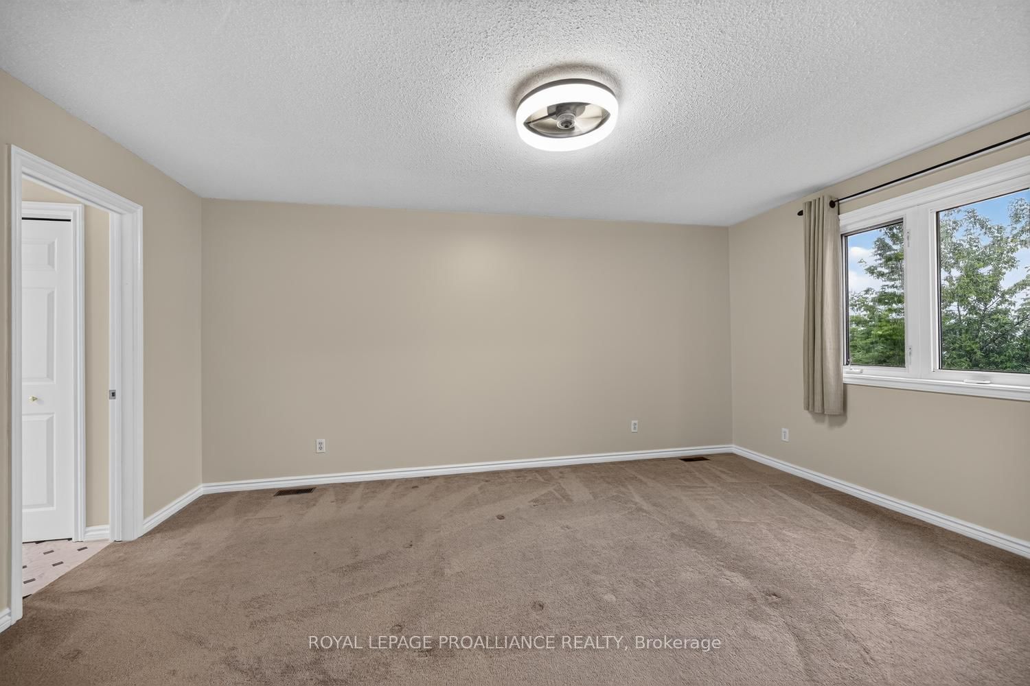 388 Brock Street • Brockville, ON photo 21