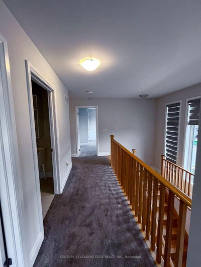 100 Cole Terrace • Woodstock, ON photo 3