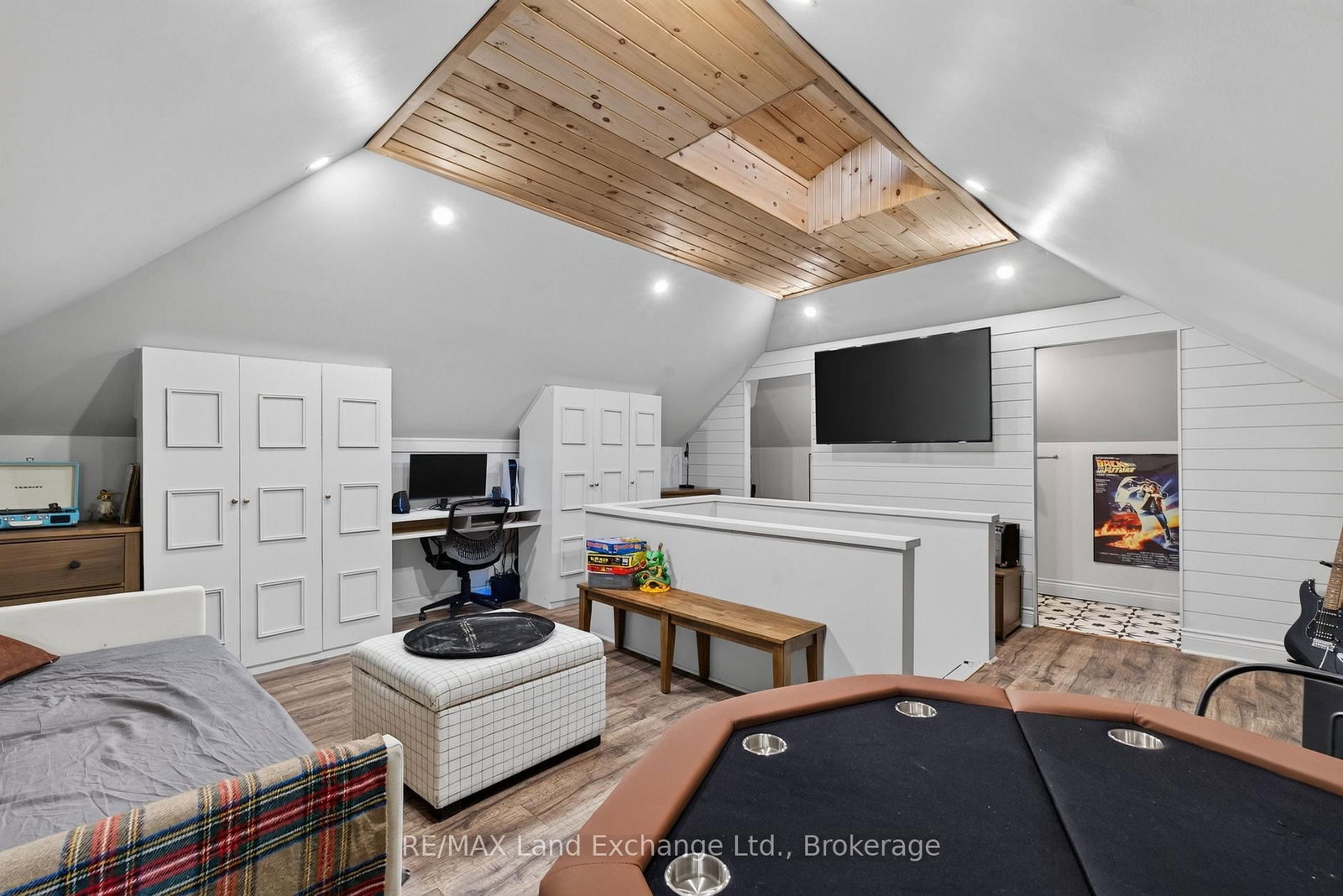 581 Queen Street • Kincardine, ON photo 33