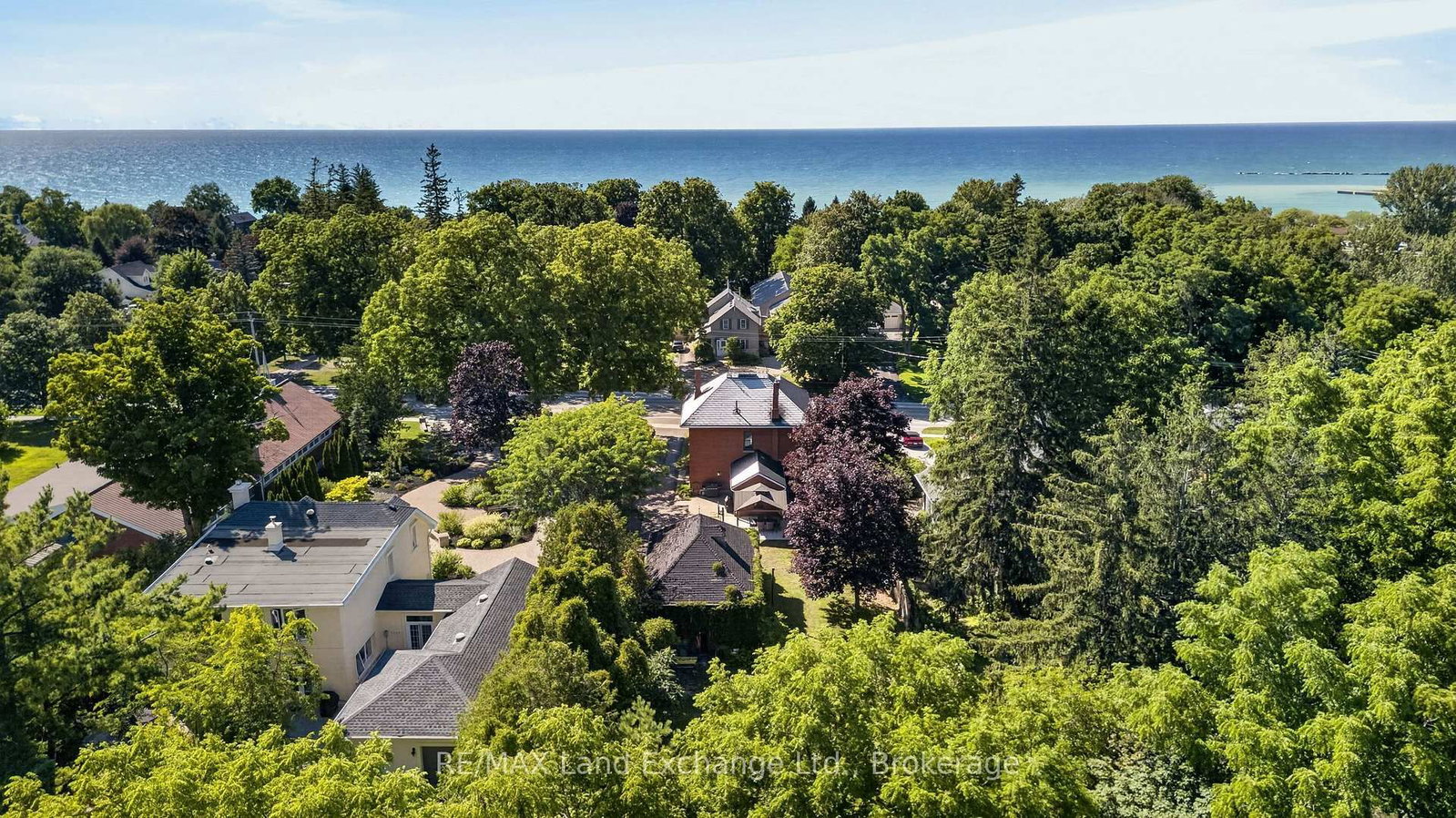 581 Queen Street • Kincardine, ON photo 49