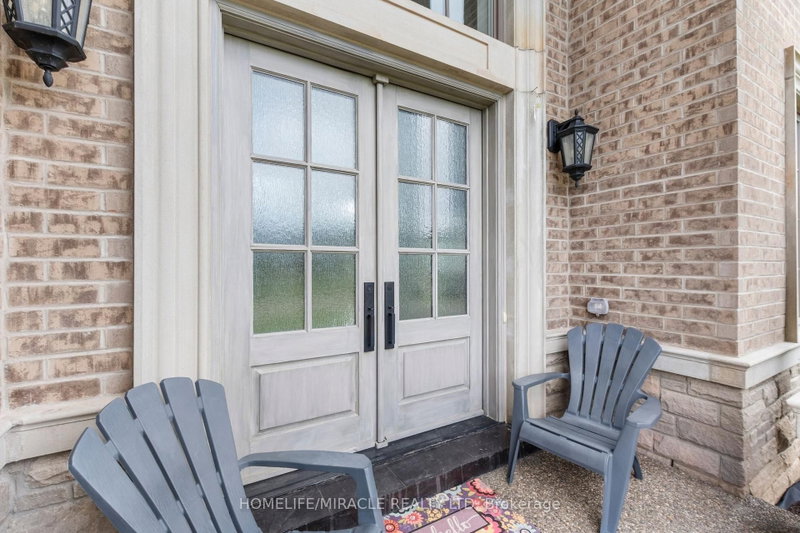 19 - 105 Perryman Court