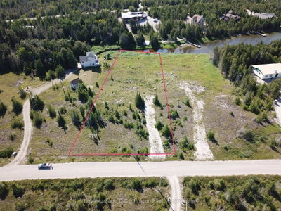 17 Bay Shore Ave. N. Avenue • Northern Bruce Peninsula, ON photo 3
