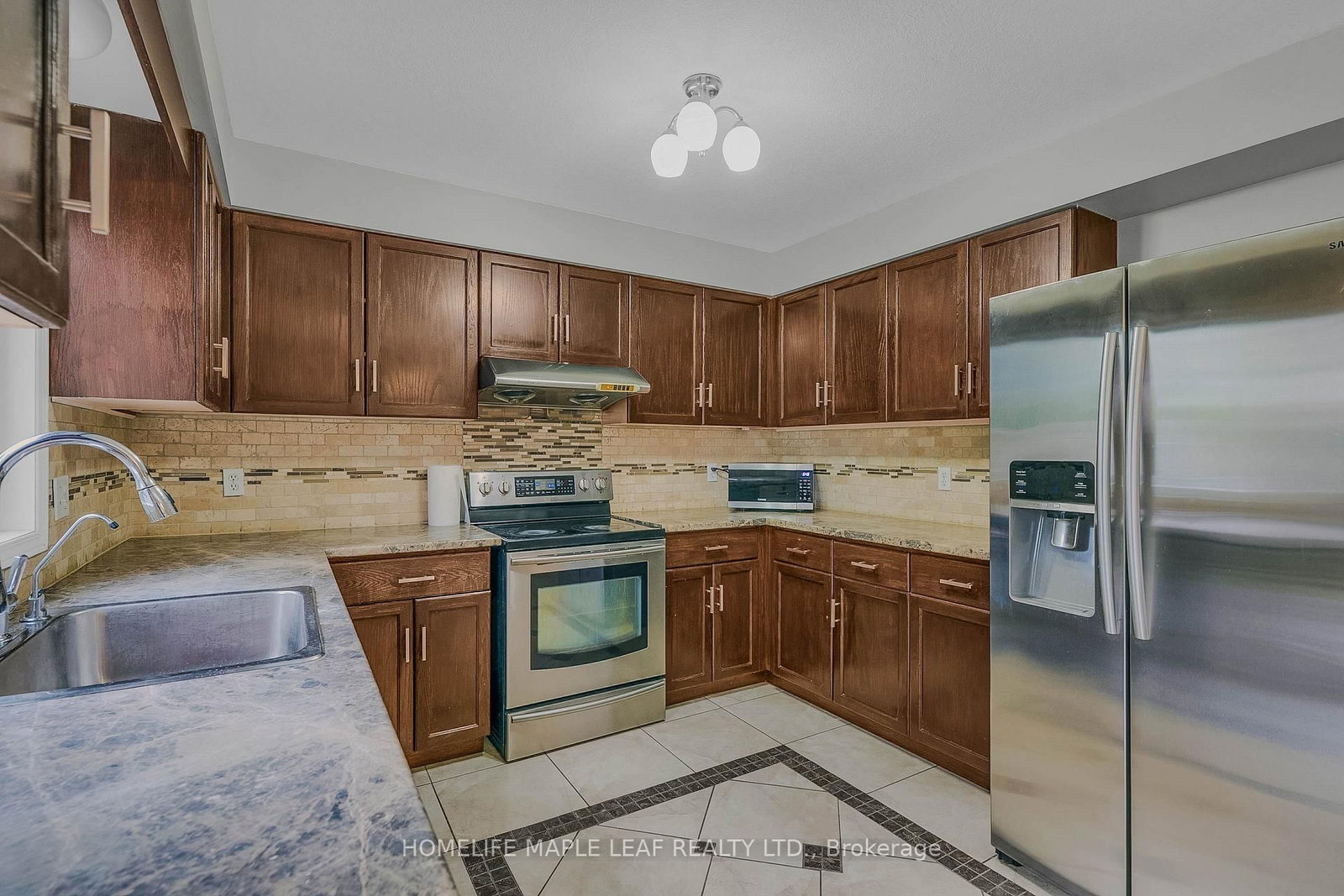 888 Paisley Road • Guelph, ON photo 15