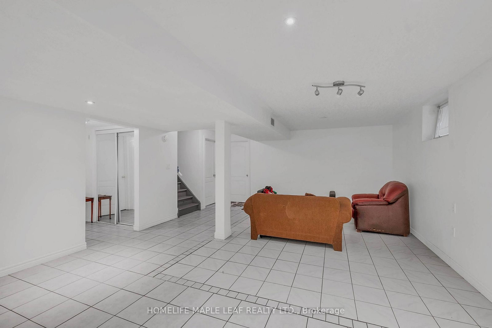 888 Paisley Road • Guelph, ON photo 32