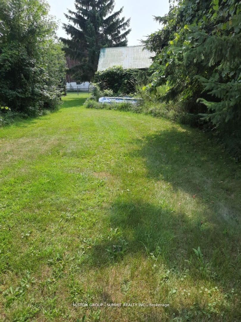 663 County Rd 15 • Prince Edward County, ON photo 10