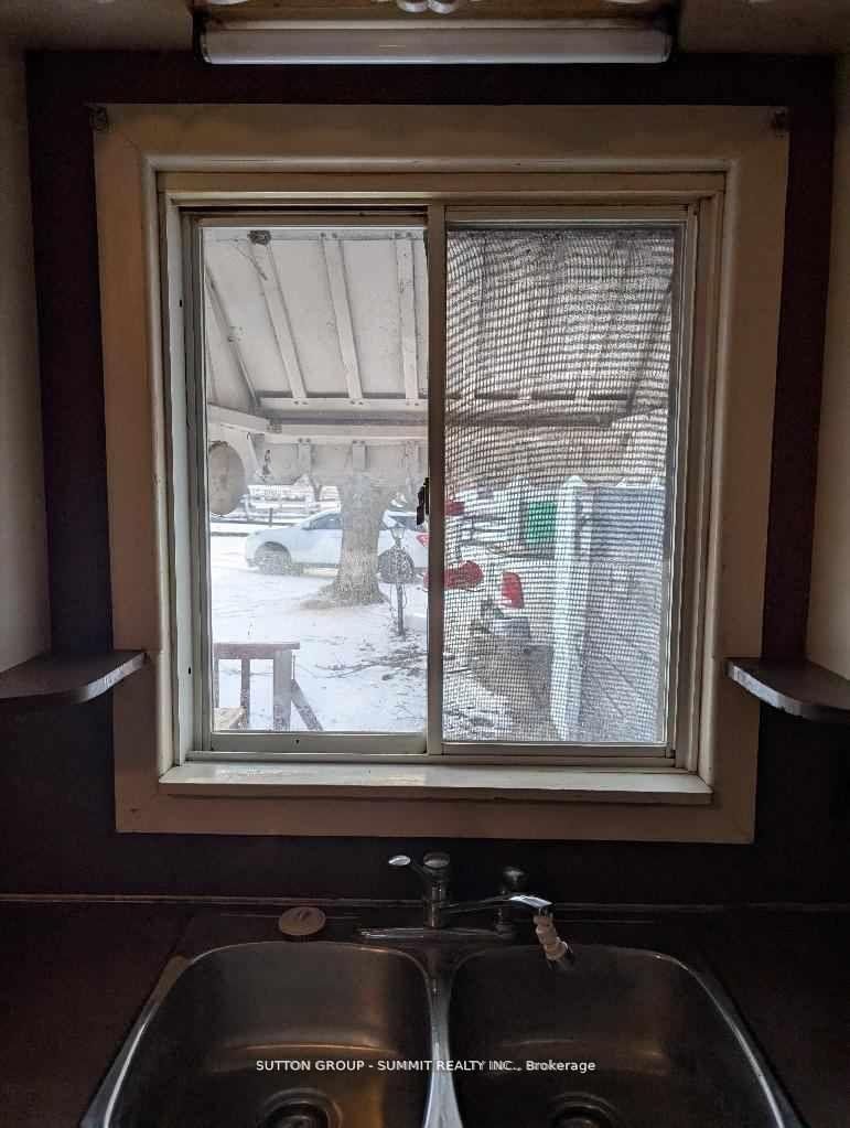 663 County Rd 15 • Prince Edward County, ON photo 11