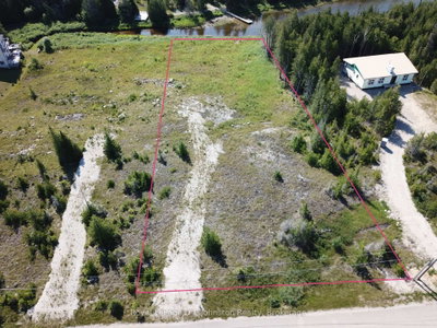 23 Bay Shore Ave. N. Avenue • Northern Bruce Peninsula, ON photo 2